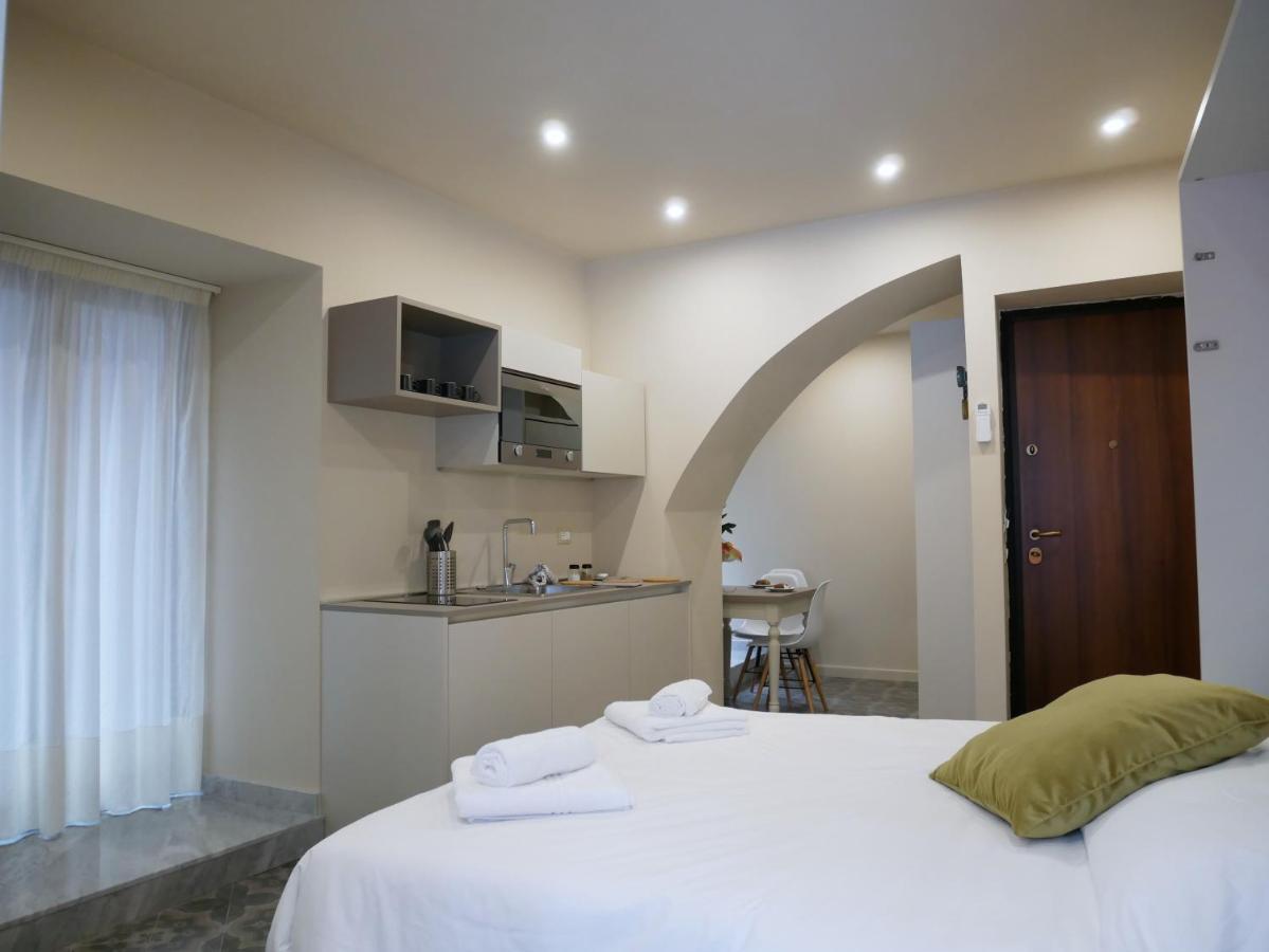 Vuciata Apartments Катанія Екстер'єр фото